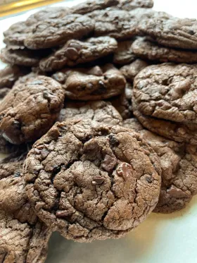 Get ready to treat yo self with the ✨extra ✨indulgent Oreo ♾️ Space Cookie 🍃 only at Tokin Buffalo 😍 What makes it an Infinity? We take our already Out Of This World Space Cookies and we add chunks of our very own Tokin Bars to give you some added elevation 🔥🤤🤯 WARNING ‼️ CONSUMING MAY CAUSE FEELINGS OF WARM AND FUZZIES ALSO KNOWN AS TOKIN LOVING YOU 🥰 #nfsot